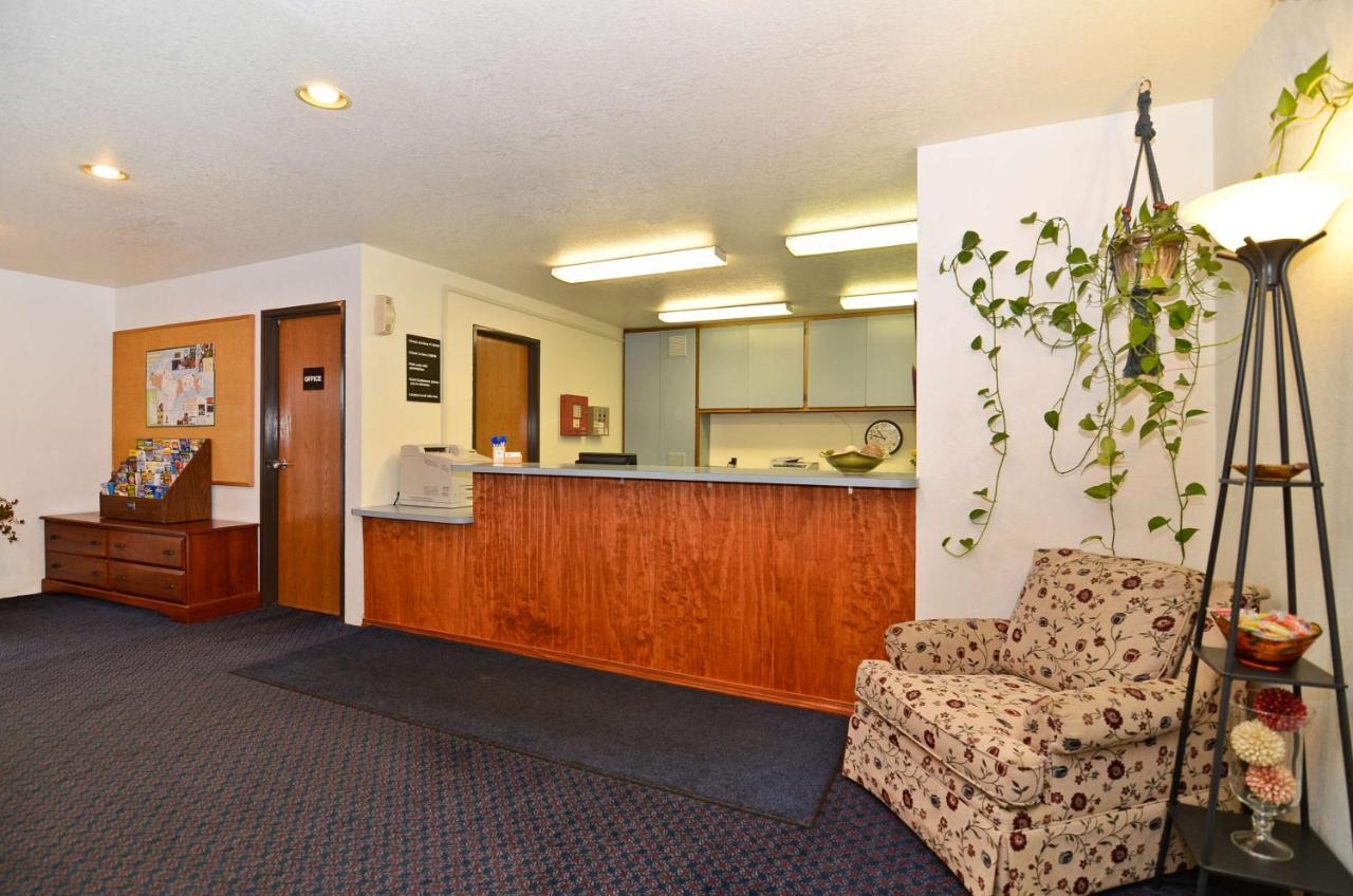 Americas Best Value Inn סולט סנט מרי מראה פנימי תמונה
